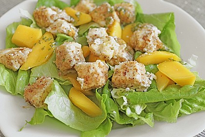 Blattsalat mit Mango und Schafskäse 21