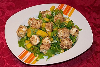 Blattsalat mit Mango und Schafskäse 9