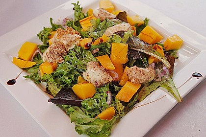 Blattsalat mit Mango und Schafskäse 2