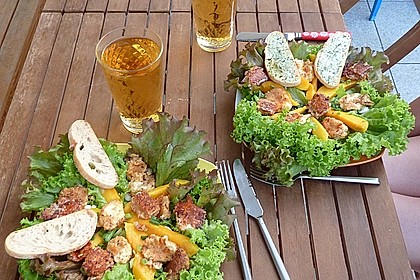 Blattsalat mit Mango und Schafskäse 6