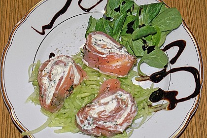 Lachsr&ouml;llchen mit Frischk&auml;sef&uuml;llung 4