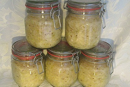 Sauerkraut in einem Glas selbst gemacht 47