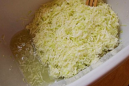 Sauerkraut in einem Glas selbst gemacht 20