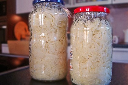 Sauerkraut in einem Glas selbst gemacht 26