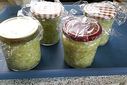 Sauerkraut in einem Glas selbst gemacht 24