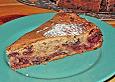 Gew&uuml;rzkuchen mit Sauerkirschen