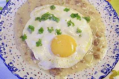 Buttermilchsuppe mit Speck und Zwiebeln auf pommersche Art