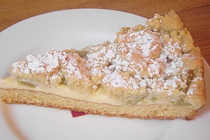 Rhabarberkuchen mit Vanillecreme und Streusel 184