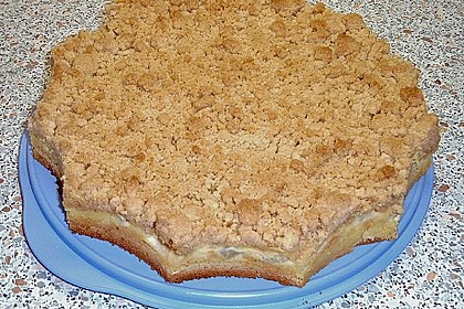 Rhabarberkuchen mit Vanillecreme und Streusel 104