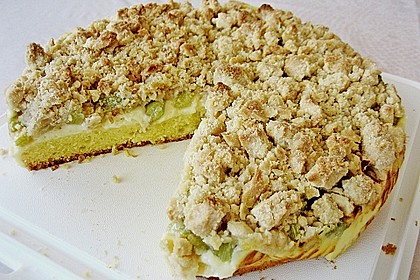 Rhabarberkuchen mit Vanillecreme und Streusel 138