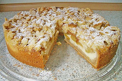 Rhabarberkuchen mit Vanillecreme und Streusel 55