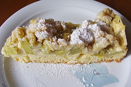 Rhabarberkuchen mit Vanillecreme und Streusel 119