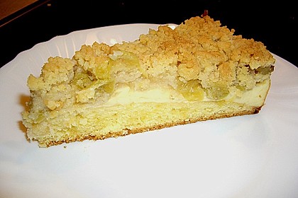 Rhabarberkuchen mit Vanillecreme und Streusel 40