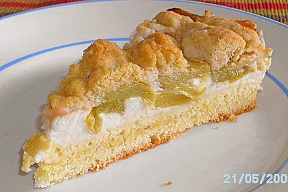 Rhabarberkuchen mit Vanillecreme und Streusel 6