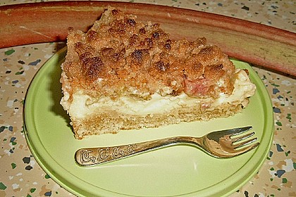 Rhabarberkuchen mit Vanillecreme und Streusel 33