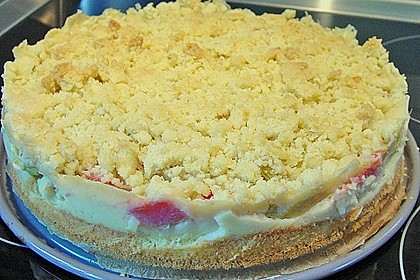 Rhabarberkuchen mit Vanillecreme und Streusel 169
