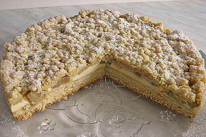 Rhabarberkuchen mit Vanillecreme und Streusel 30