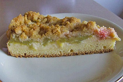 Rhabarberkuchen mit Vanillecreme und Streusel 12