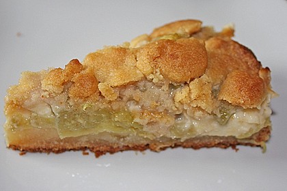 Rhabarberkuchen mit Vanillecreme und Streusel 37