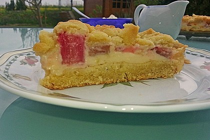 Rhabarberkuchen mit Vanillecreme und Streusel 34
