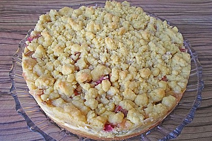 Rhabarberkuchen mit Vanillecreme und Streusel 123