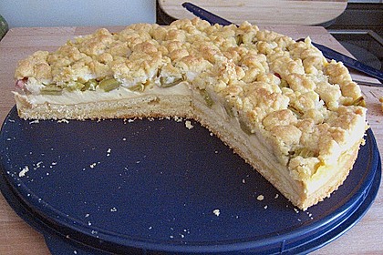 Rhabarberkuchen mit Vanillecreme und Streusel 129