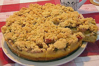 Rhabarberkuchen mit Vanillecreme und Streusel 147
