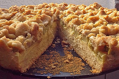 Rhabarberkuchen mit Vanillecreme und Streusel 115