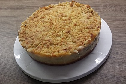 Rhabarberkuchen mit Vanillecreme und Streusel 57