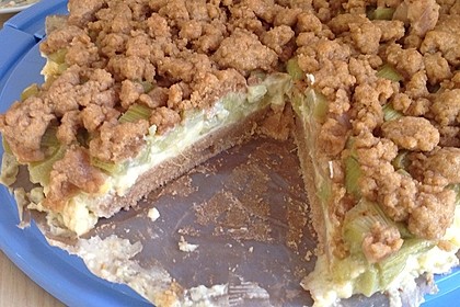 Rhabarberkuchen mit Vanillecreme und Streusel 58