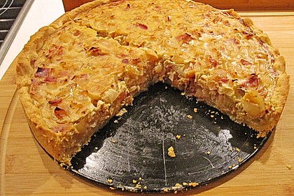 Schwäbischer Zwiebelkuchen mit Speck 4