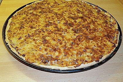 Schwäbischer Zwiebelkuchen mit Speck 15