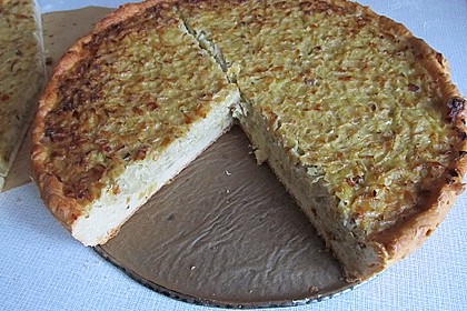 Schwäbischer Zwiebelkuchen mit Speck 1