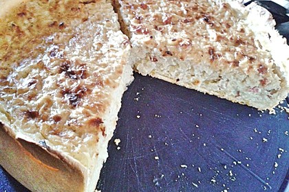 Schwäbischer Zwiebelkuchen mit Speck 8