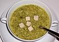 Zucchinisuppe mit Croutons