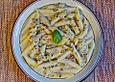 Nudeln mit Gorgonzola-Walnuss Sauce