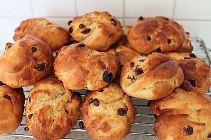 Quark-Rosinenbrötchen 2