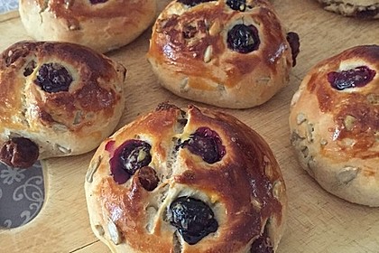 Quark-Rosinenbrötchen 9
