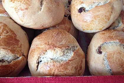 Quark-Rosinenbrötchen 3