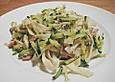 Bandnudeln mit Zucchini und Speck