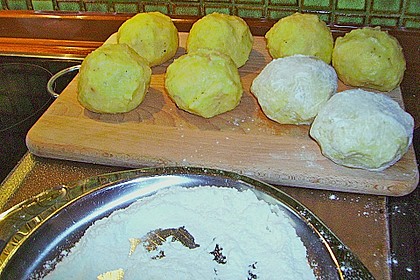 Kartoffelkn&ouml;del 1