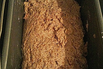 Okara-Weizenbrot mit Sonnenblumenkernen
