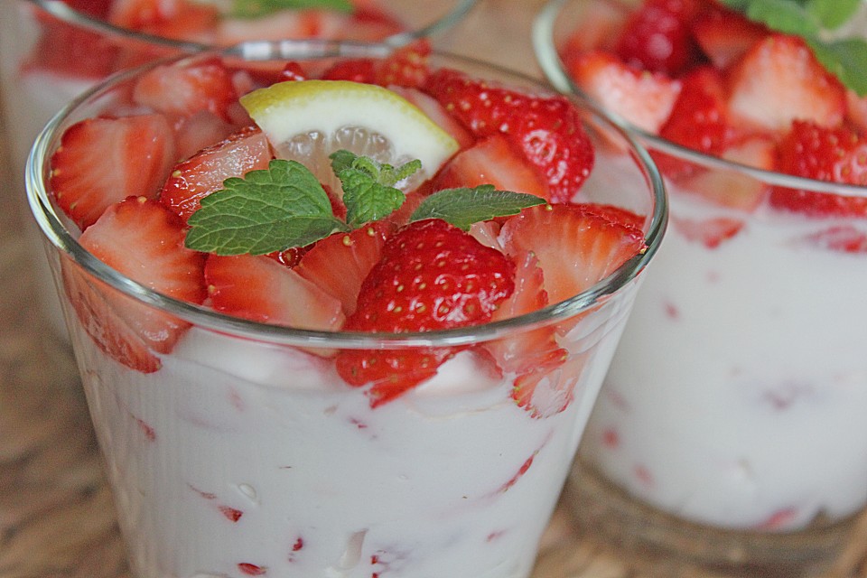 Joghurt-Quark Creme mit Erdbeeren (Rezept mit Bild) | Chefkoch.de