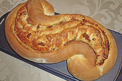 Tomaten-Knoblauch Basilikumbrot 10