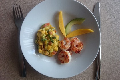 Avocado-Mango Salsa mit Garnelen 24