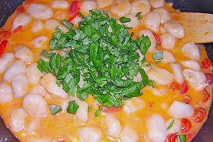 Gnocchi mit Tomaten und Mozzarella 2