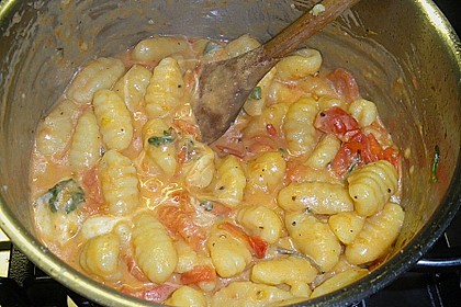 Gnocchi mit Tomaten und Mozzarella 6