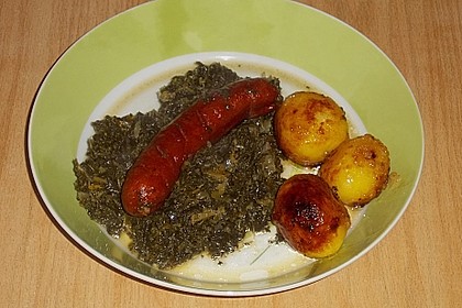 Gr&uuml;nkohl mit Pinkel