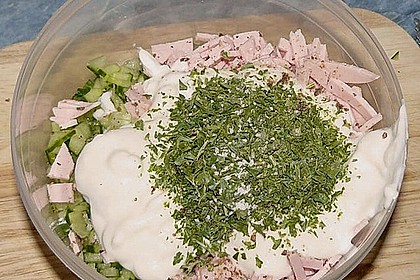 Fleischsalat mit Joghurt
