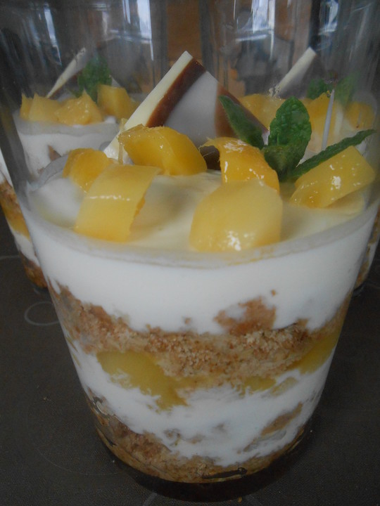 Mango-Joghurt Dessert (Rezept mit Bild) von cookingcatrin | Chefkoch.de